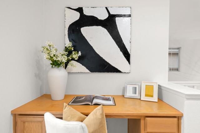 34298 Torrey Pine Lane, Union City CA: https://media.crmls.org/mediaz/763fd32f-eac2-4f3a-80ab-7be7e121d1dd.jpg