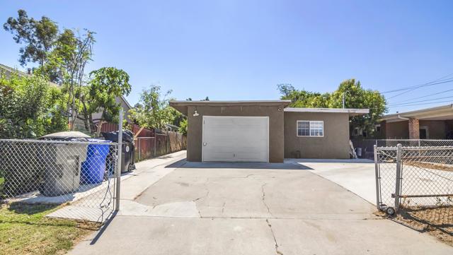 Detail Gallery Image 1 of 23 For 1074 Hancock St, San Bernardino,  CA 92411 - 3 Beds | 1/1 Baths