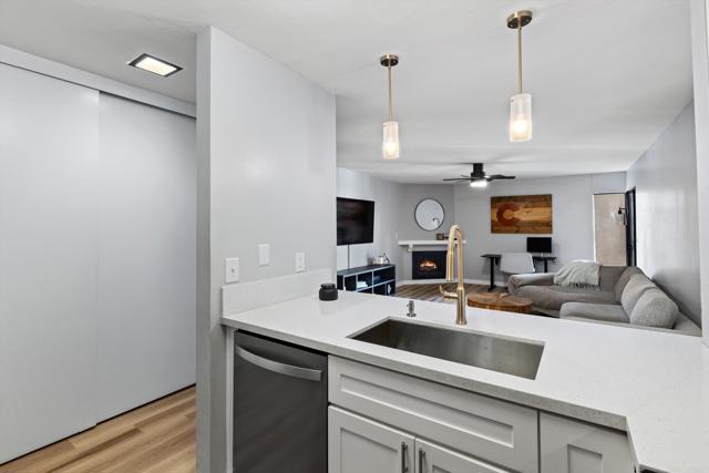 Detail Gallery Image 5 of 33 For 6737 Friars Rd #176,  San Diego,  CA 92108 - 1 Beds | 1 Baths