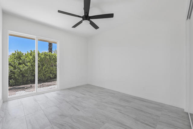 1351 Sunflower S S Circle, Palm Springs CA: https://media.crmls.org/mediaz/7642117f-8576-47ae-baf3-07f05da2770d.jpg