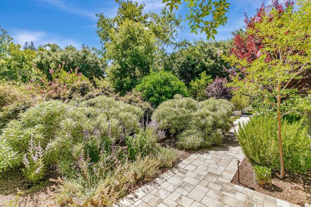 19273 Citrus Lane, Saratoga CA: https://media.crmls.org/mediaz/76426599-336c-4d2a-b90f-f58eec95ffb5.jpg