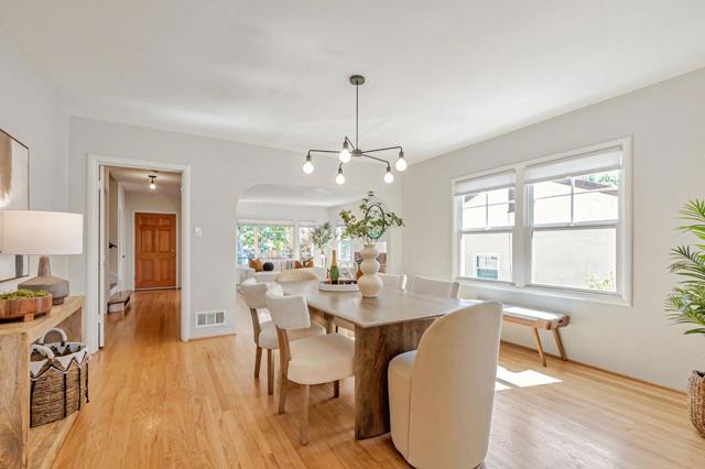 991 E Taylor Street, San Jose CA: https://media.crmls.org/mediaz/76428c6e-5798-4948-9ffb-91880d0ef617.jpg