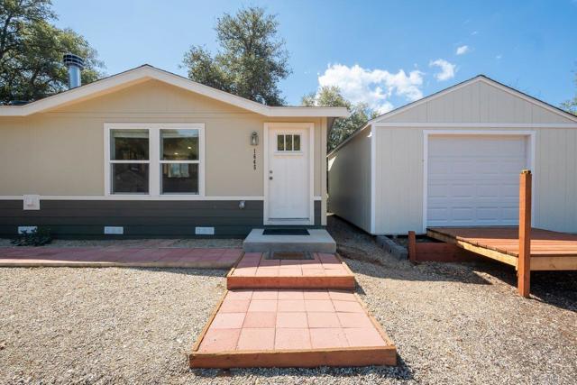 1645 Frisius Drive, Julian CA: https://media.crmls.org/mediaz/7643348d-17b1-4bf6-858c-5fcd068f5236.jpg