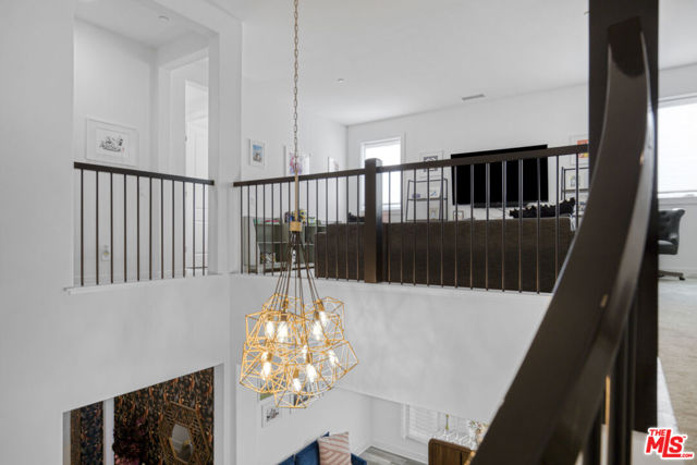 12333 N Finch Court, Porter Ranch CA: https://media.crmls.org/mediaz/76436e2a-55a3-4c58-a9ce-41c07dbcd5c6.jpg