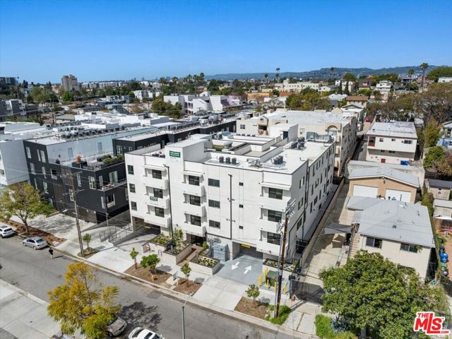 Image 2 for 627 N Dillon St #206, Los Angeles, CA 90026