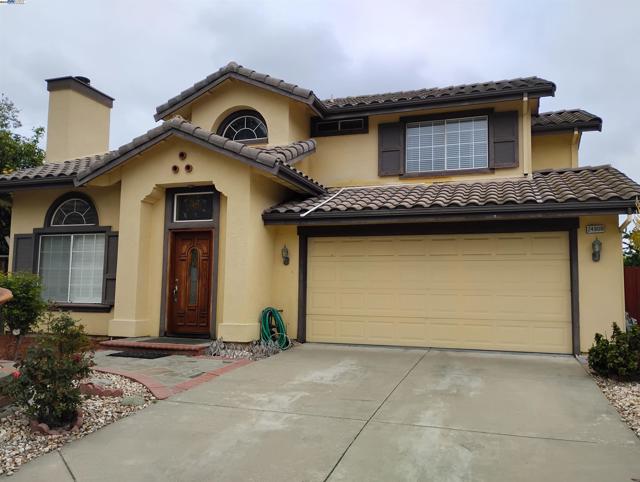 24909 Avocado Ct, Hayward CA: https://media.crmls.org/mediaz/76456e62-0b23-4be7-b15f-9846af312c04.jpg