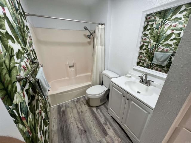 Detail Gallery Image 5 of 6 For 6255 Rancho Mission Rd #208,  San Diego,  CA 92108 - 1 Beds | 1 Baths