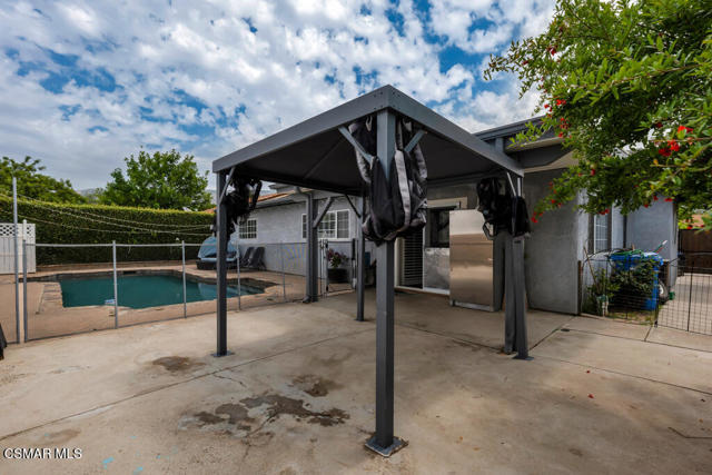 6211 Anastasia Street, Simi Valley CA: https://media.crmls.org/mediaz/76480c77-2c35-435a-95c7-544f9d0d36b8.jpg