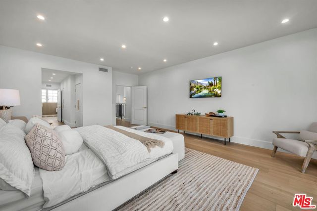 Drew Fenton | 2205 Canyonback Road Los Angeles CA | MLS: 7423951