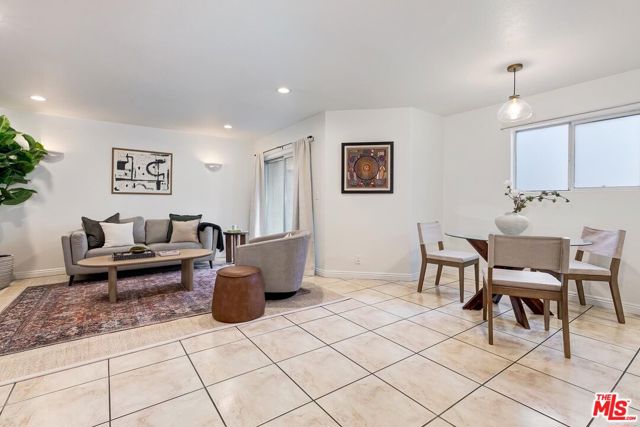 7651 Reseda Boulevard, 3T photo 7