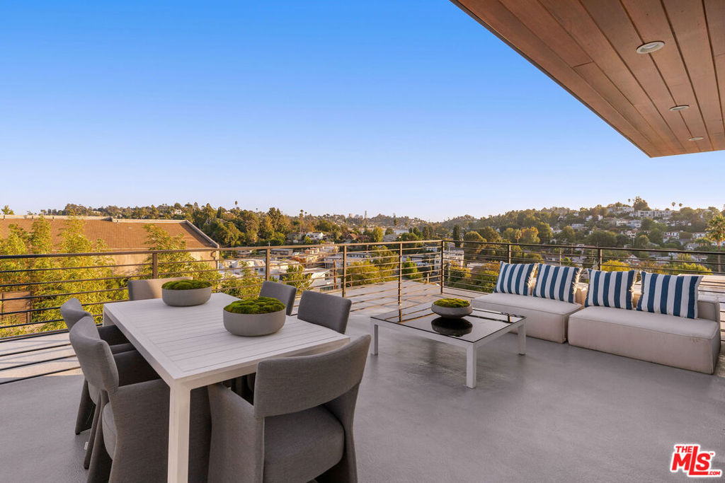 2915 Avenel Terrace