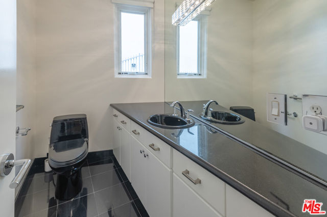 Drew Fenton | 15425 Antioch Street Pacific Palisades CA | MLS: 7358477