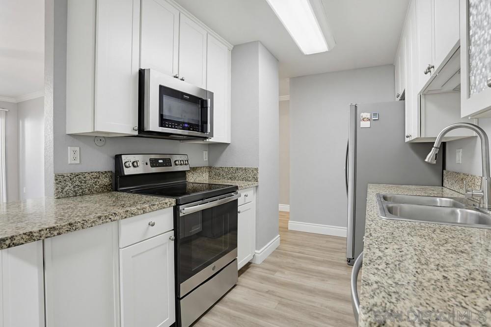 9959 Azuaga Street - photo 12