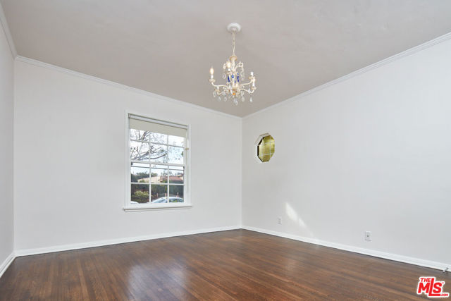 1926 Greenfield Avenue, Los Angeles CA: https://media.crmls.org/mediaz/7651e161-30bc-4254-89b9-677443c2de84.jpg