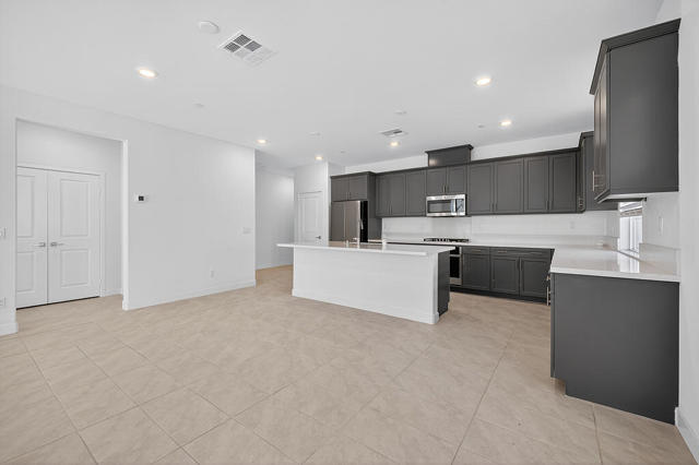 73514 Cierra Street, Palm Desert CA: https://media.crmls.org/mediaz/7652c90d-9115-4699-b65c-8768814434db.jpg