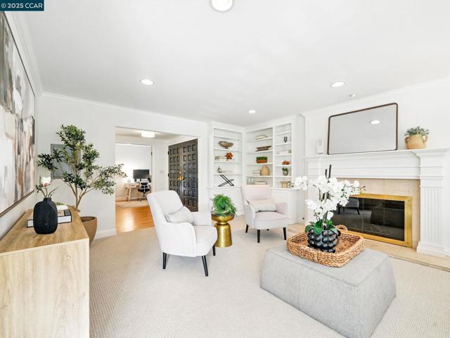 1804 Piedras Circle, Alamo CA: https://media.crmls.org/mediaz/76538364-b2be-4c81-9205-db31b21ed2b5.jpg
