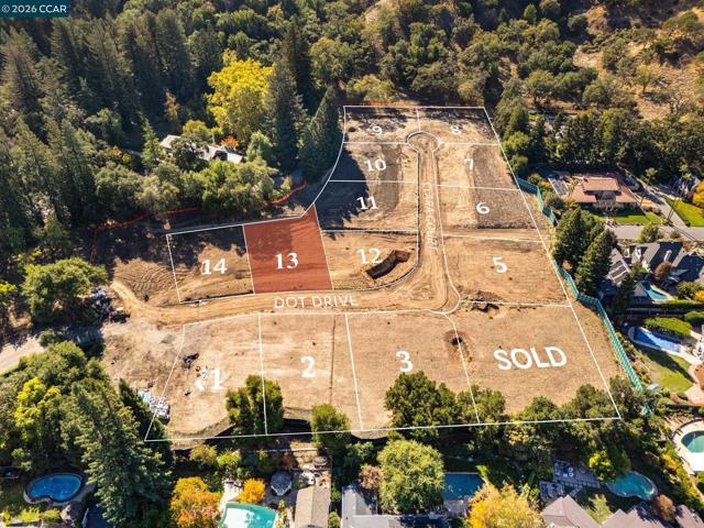 81 81 Dot Drive, Alamo CA: https://media.crmls.org/mediaz/76545b06-b52e-4dc2-a7c6-8f8144960d06.jpg