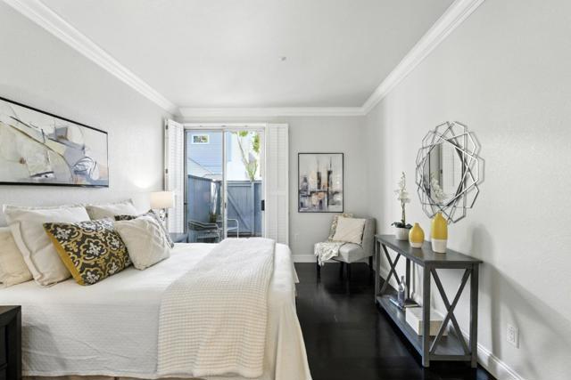 425 Cork Harbour Circle,  CA: https://media.crmls.org/mediaz/7654aafd-dfa9-463e-862d-8522f08eb8cb.jpg