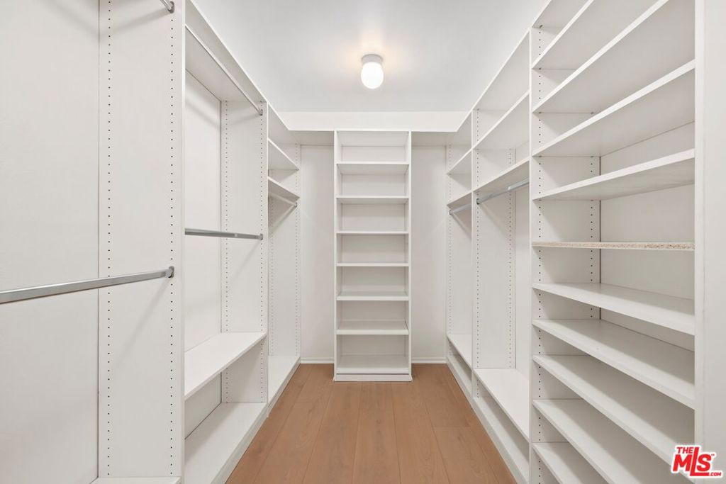 MLS #25613663 image #16