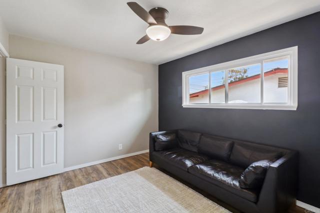 Detail Gallery Image 18 of 31 For 915 Crest View Rd, Vista,  CA 92081 - 3 Beds | 2 Baths
