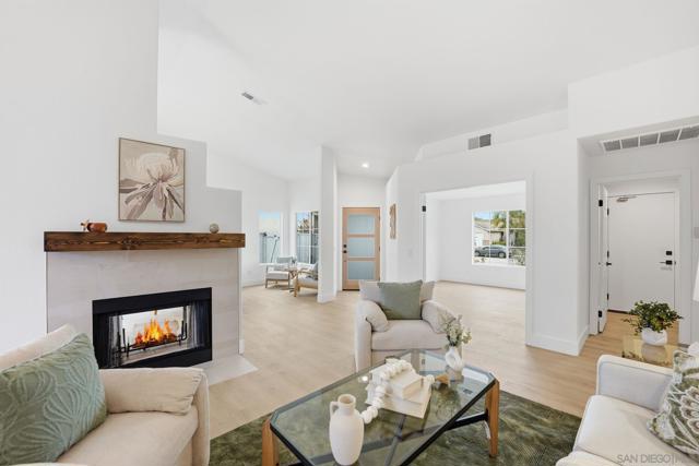 183 Plumosa Street, Oceanside CA: https://media.crmls.org/mediaz/7655e933-4ead-4850-ade3-9c453bb08ea0.jpg