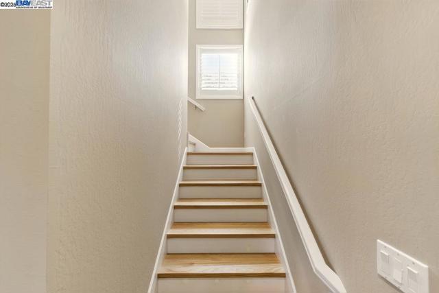 2680 Marina Ave., Livermore CA: https://media.crmls.org/mediaz/7655fed4-2a82-4e36-9c8e-3f85dc6f1ae6.jpg