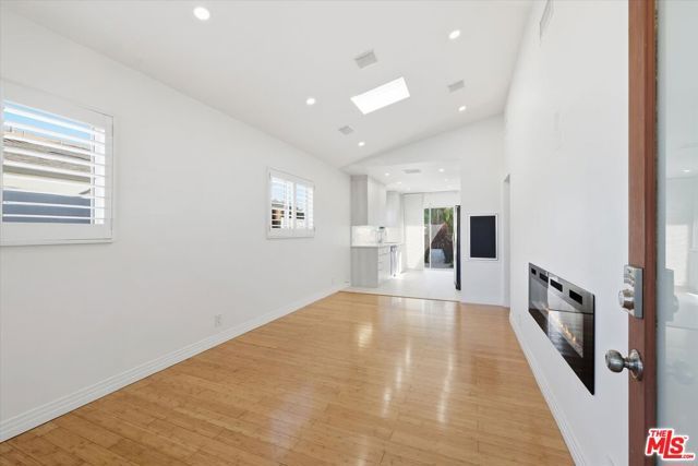 11910 Culver Drive photo 4