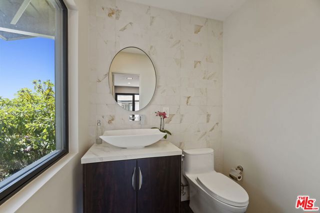 Drew Fenton | 17438 Revello Drive Pacific Palisades CA | MLS: 7251367