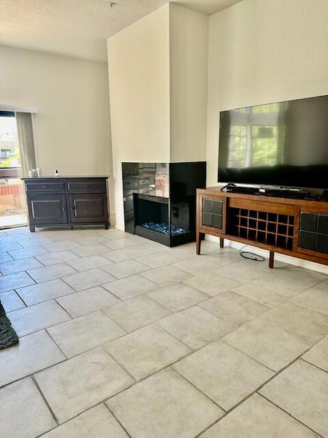 2601 S Broadmoor Drive, Palm Springs CA: https://media.crmls.org/mediaz/765734e1-0f5b-4b38-98ee-933477f261b6.jpg