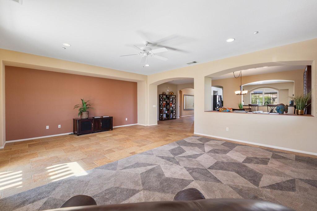 MLS #219138332DA image #5