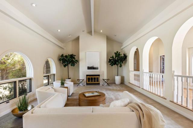 1035 Macadamia Drive, Hillsborough CA: https://media.crmls.org/mediaz/765a9e66-5341-46fe-9615-81b9970c1fab.jpg