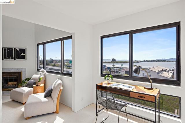 545 Pierce St, Albany CA: https://media.crmls.org/mediaz/765aaf3f-cc47-40a2-b095-1961627ddcde.jpg