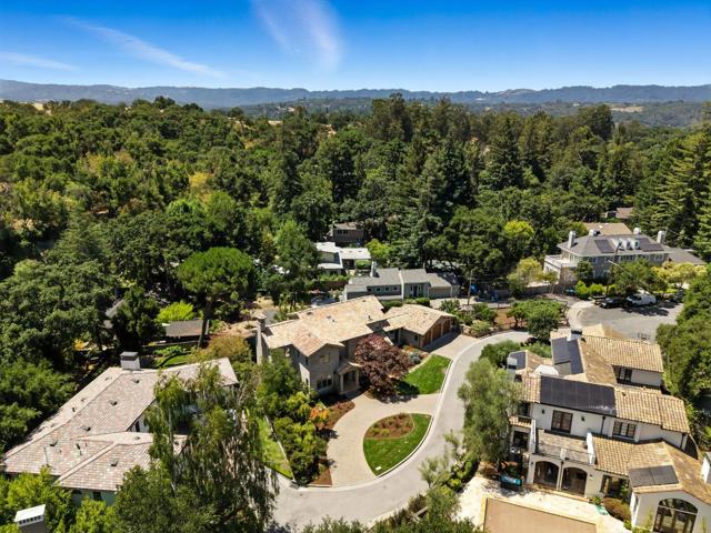 45 Sneckner Court, Menlo Park CA: https://media.crmls.org/mediaz/765c5541-8299-4467-921e-e2a61370973b.jpg