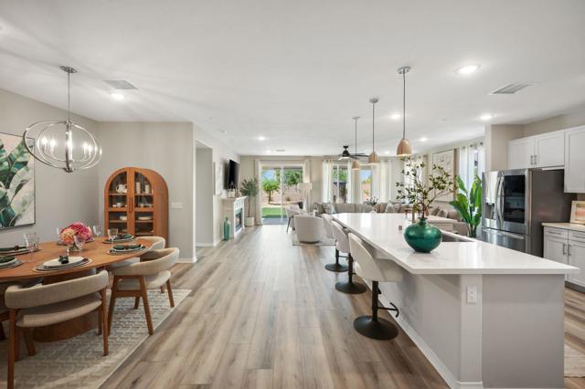 42811 Torno Place, Indio CA: https://media.crmls.org/mediaz/765cbe0a-5fe7-4eb1-b7ff-7d07993c2410.jpg