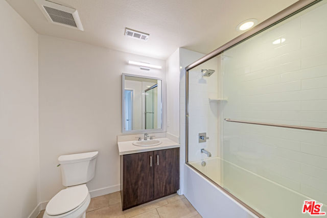 436 S Virgil Avenue, Los Angeles CA: https://media.crmls.org/mediaz/765e0af1-197c-46ae-ac7b-91da527c4e34.jpg