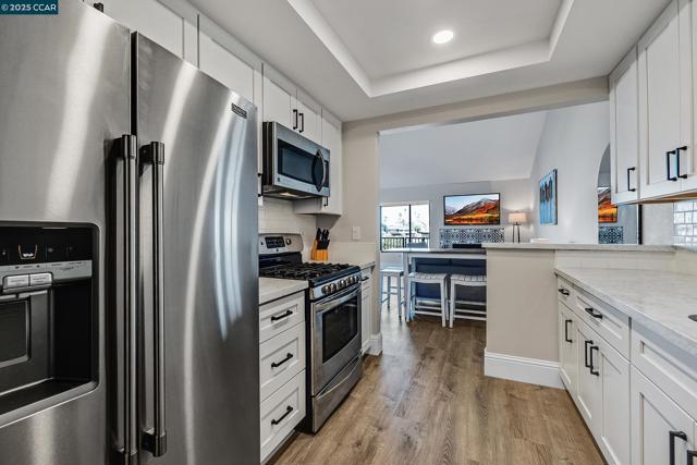 5727 Cutter Loop, Discovery Bay CA: https://media.crmls.org/mediaz/765e8245-7847-4ac5-9dd8-1c87bcb73d51.jpg