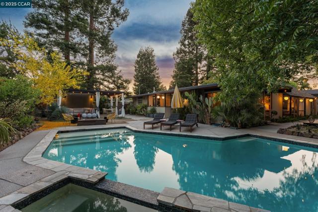 232 Clyde Dr, Walnut Creek CA: https://media.crmls.org/mediaz/7660301c-d573-434e-b854-ad03dff2e473.jpg