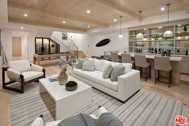 10444 Charing Cross Road, Los Angeles CA: https://media.crmls.org/mediaz/7661793c-94bc-4c5c-9cac-116b2b030775.jpg