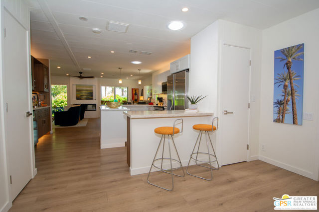 480 Calle Madrigal, Cathedral City CA: https://media.crmls.org/mediaz/7662ba24-2d37-4dbf-9aad-d9371f6f35bd.jpg