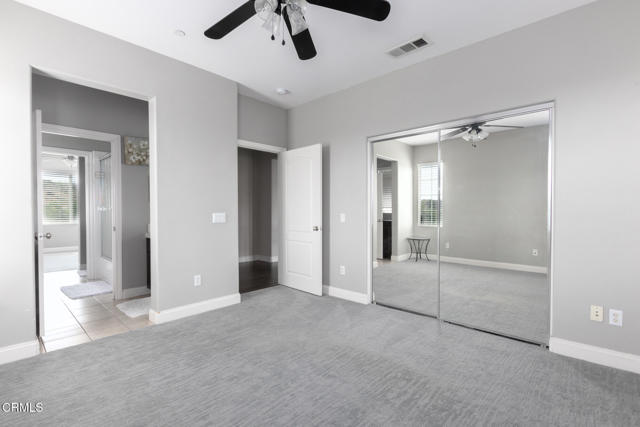 10931 W Shadow Hills Avenue, Los Angeles CA: https://media.crmls.org/mediaz/7662e13b-361a-4821-b9a3-4ad0dc31f482.jpg