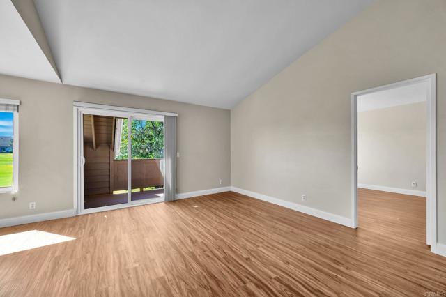 Detail Gallery Image 9 of 38 For 1091 Shadowridge Dr #118,  Vista,  CA 92081 - 2 Beds | 2 Baths