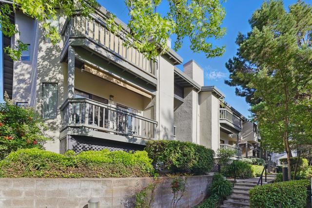 1906 Magdalena Circle, Santa Clara CA: https://media.crmls.org/mediaz/7663d4e9-137a-4756-9096-e84d697256c6.jpg