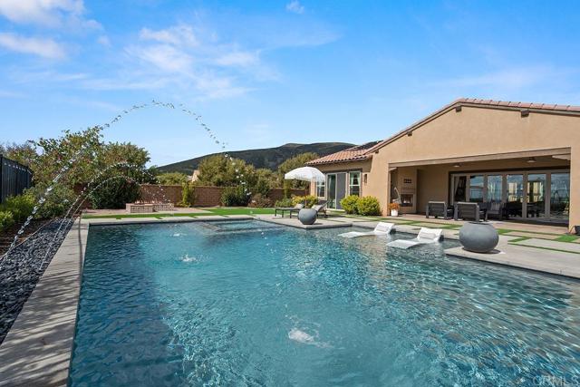 Detail Gallery Image 48 of 75 For 3224 Corte Melano, Chula Vista,  CA 91914 - 4 Beds | 3/1 Baths