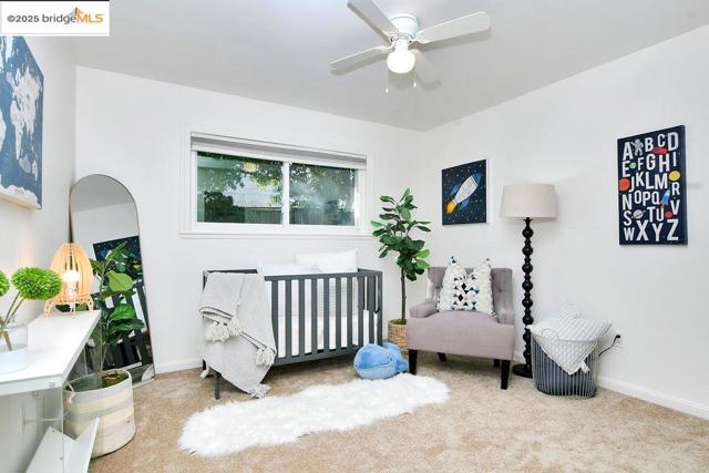 2449 Center Rd, Novato CA: https://media.crmls.org/mediaz/76647c81-7f5e-423d-b606-277097af78da.jpg