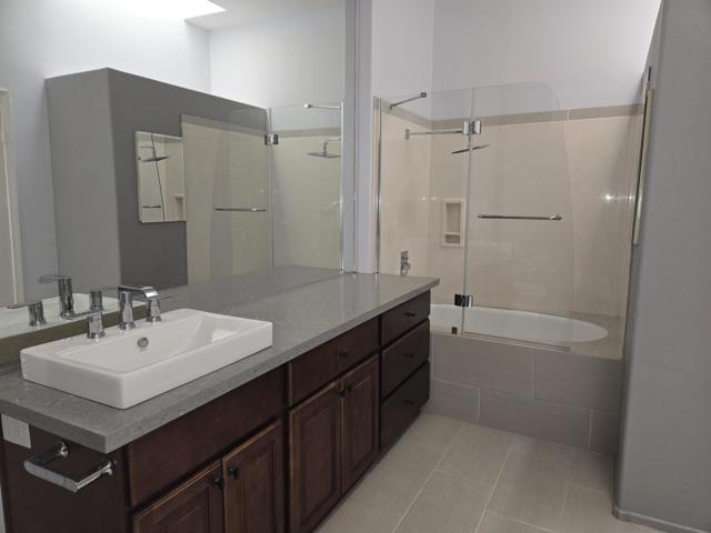 78359 Silent Drive, Palm Desert CA: https://media.crmls.org/mediaz/7665362b-55fc-47f5-ac50-3cbe1e8f55fd.jpg