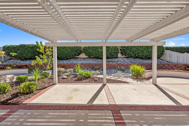 12687 Senda Acantilada, San Diego CA: https://media.crmls.org/mediaz/7665702f-3590-4f7b-afba-a81ac86ab566.jpg