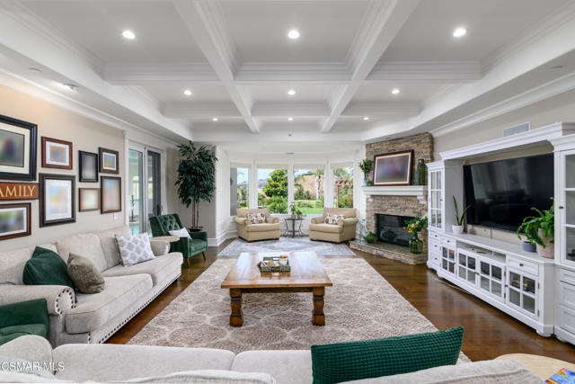 Image 17 of 60 For 13059 Ripple Creek Lane