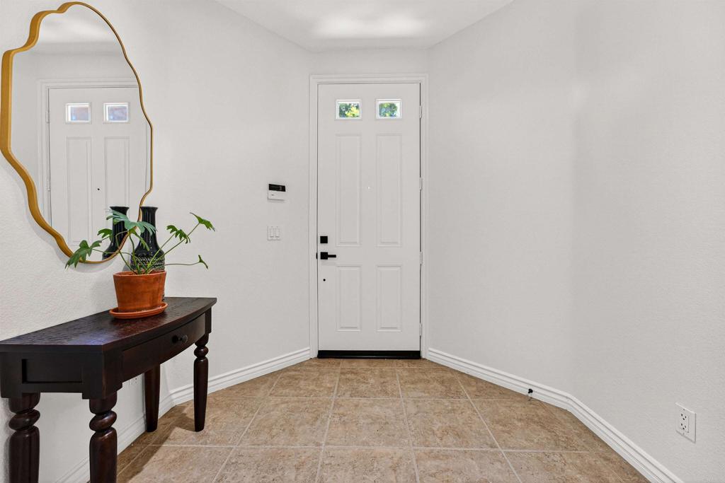 1656 Trenton Way - photo 4