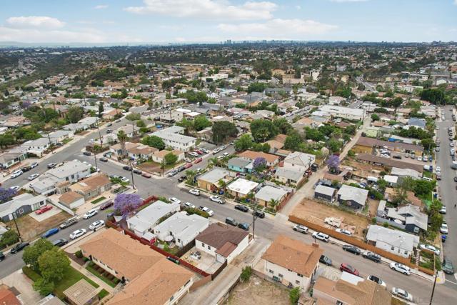 3821 Shiloh Rd, San Diego CA: https://media.crmls.org/mediaz/76666f61-f3a1-4ad6-a738-579d576ad9d5.jpg