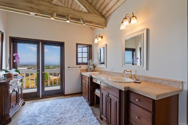 Image 48 of 75 For 4938 San Jacinto Circle